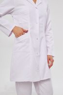 Bayan Doktor Önlüğü